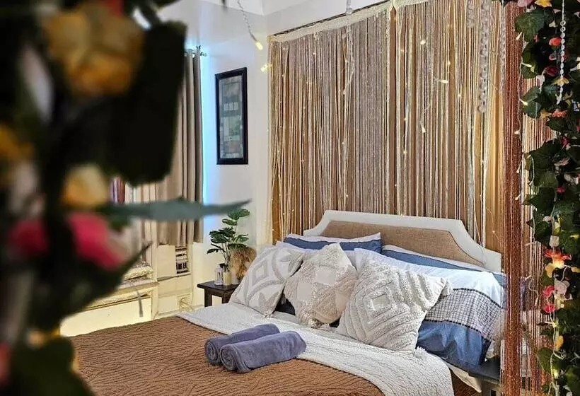 Happy Staycation In Azure Urban Resort Spacious Family Room Near Sm Bicutan And Manila Airport