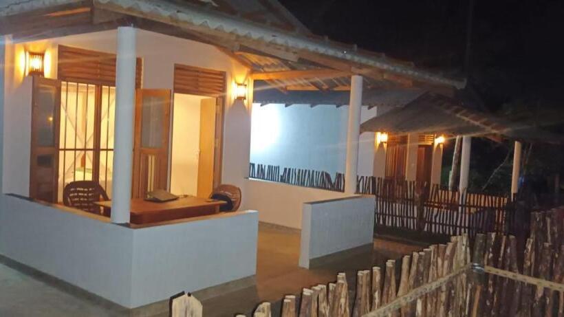 Aamiaismajoitus (B&B) Hriketiya White Villa