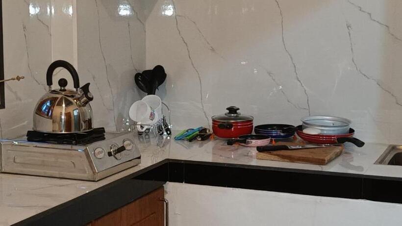 Aamiaismajoitus (B&B) Hriketiya White Villa