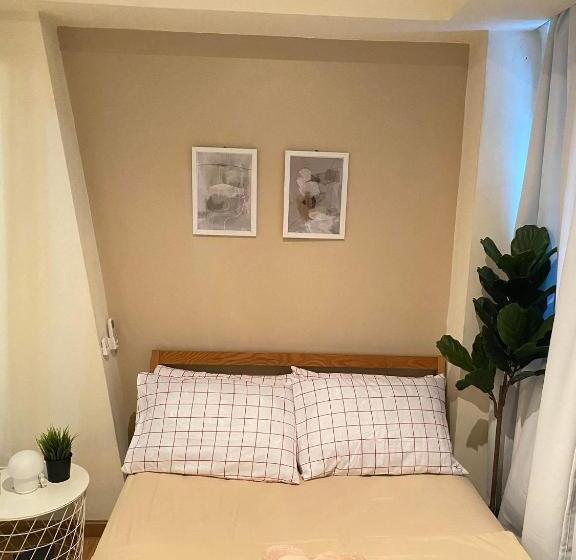 Happy Staycation In Azure Urban Resort Spacious Family Room Near Sm Bicutan And Manila Airport