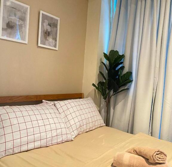 Happy Staycation In Azure Urban Resort Spacious Family Room Near Sm Bicutan And Manila Airport