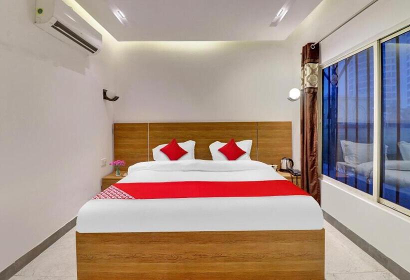 Flagship Hotel Dcrest