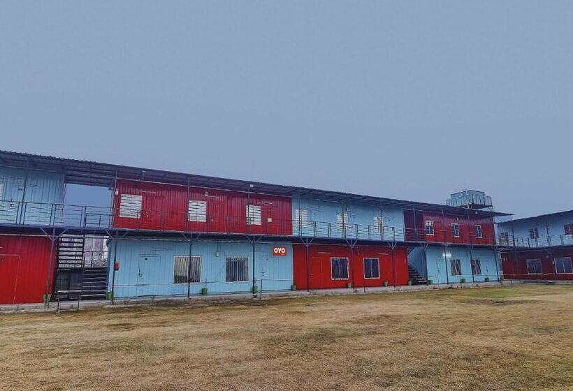 Flagship Hotel Dcrest