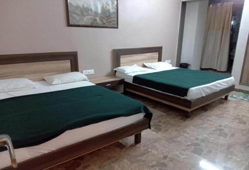 בית מלון כפרי Hill Side Cottage,mount Abu