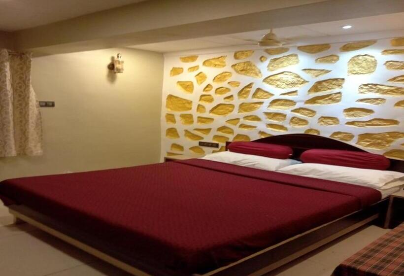 בית מלון כפרי Hill Side Cottage,mount Abu