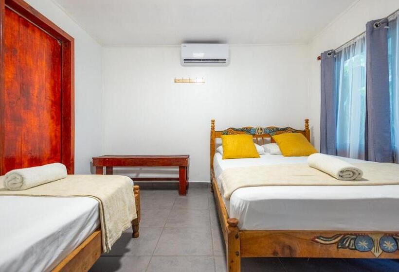 هتل La Casona Eco Lodge Tortuguero