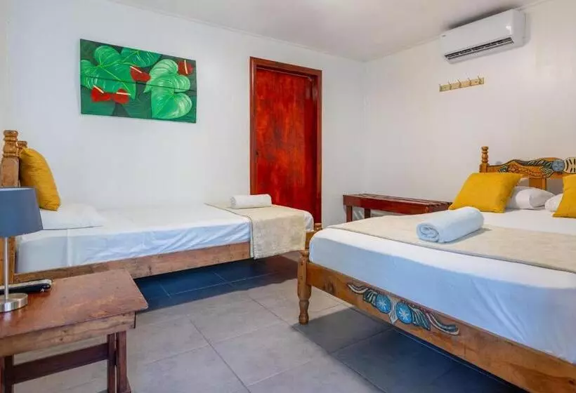 هتل La Casona Eco Lodge Tortuguero