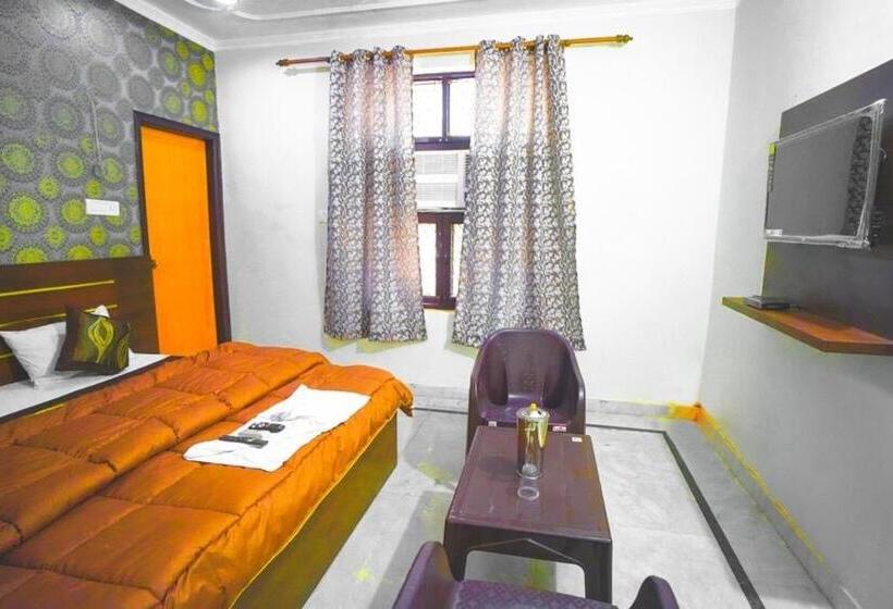 호텔 Oyo The Manvi