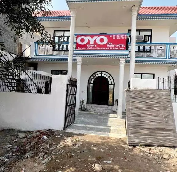 ホテル Oyo The Manvi