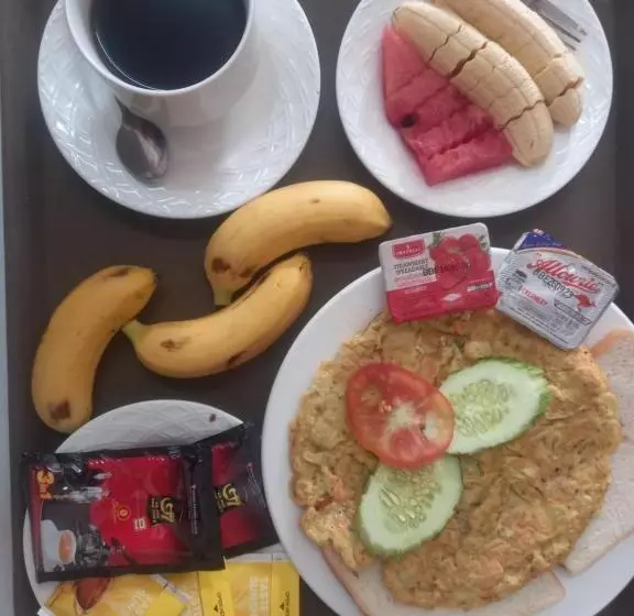 ホテル Queens Backpackers Hostel