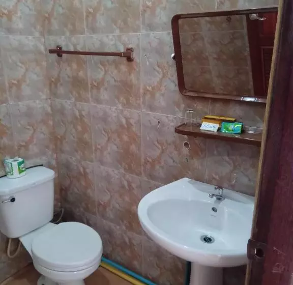ホテル Queens Backpackers Hostel