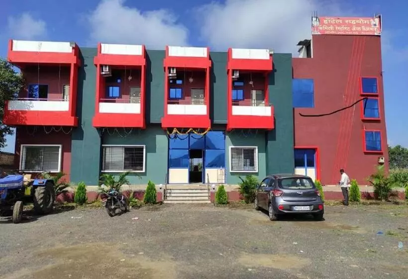 Hotelli Sahyog, Verul