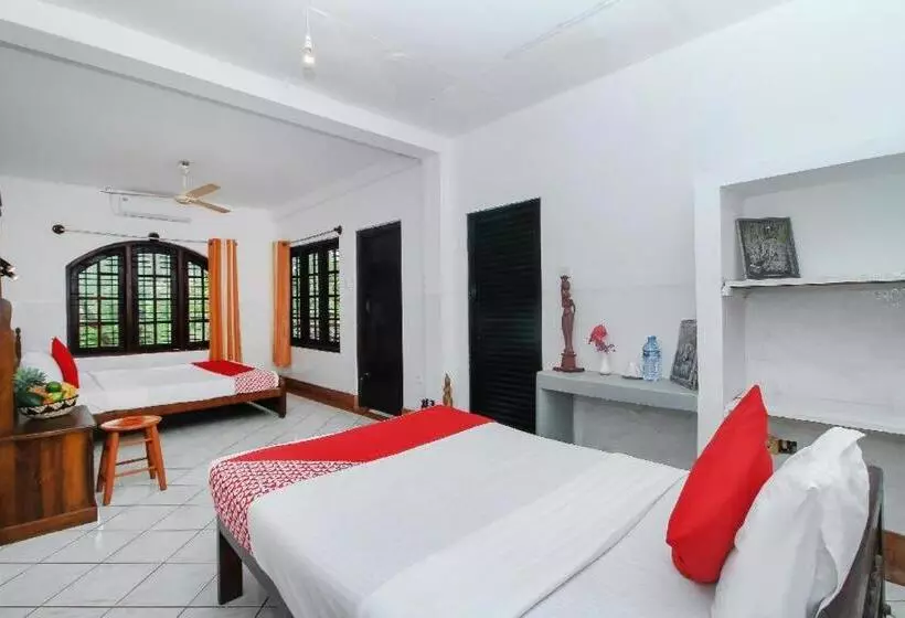 ホテル Sunny S Guest House Akurala