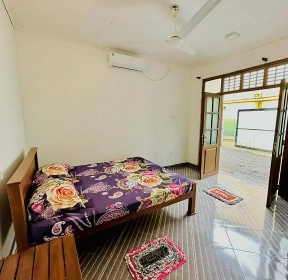 ペンション Hanguk Villa Madiha