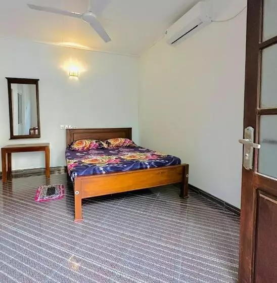ペンション Hanguk Villa Madiha