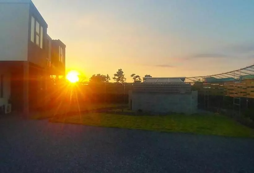 ペンション Mo Guesthouse