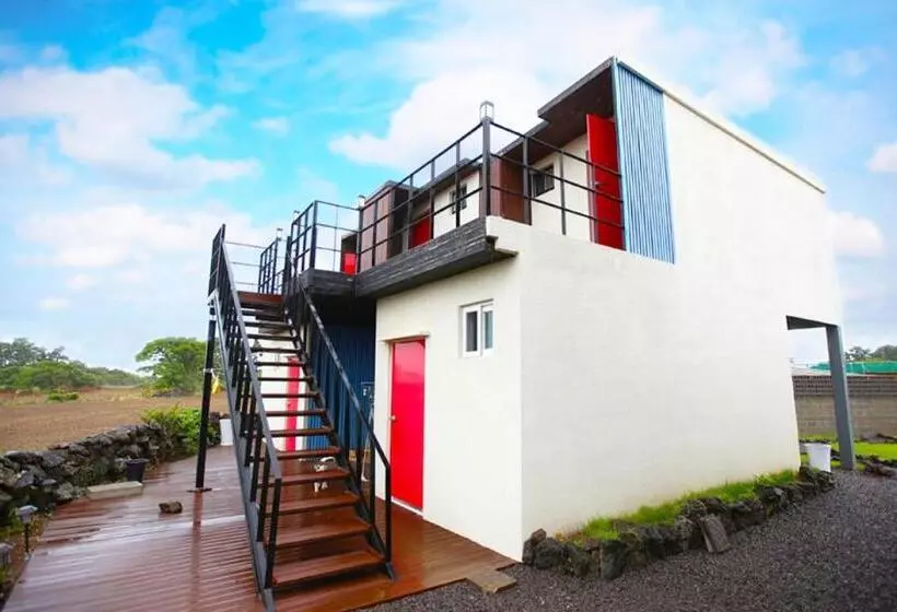 ペンション Mo Guesthouse