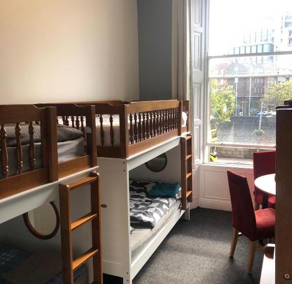 پانسیون Tara Suite Private Room