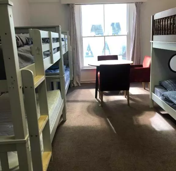 پانسیون Tara Suite Private Room