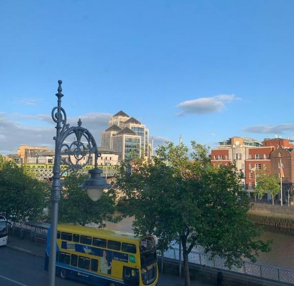 پانسیون Tara Suite Private Room