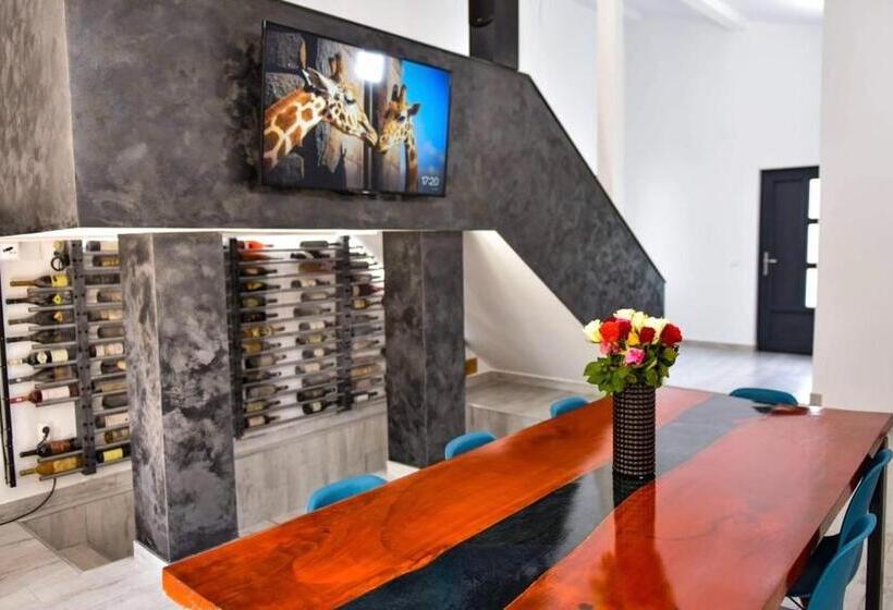 Пансион Upforest Guesthouse