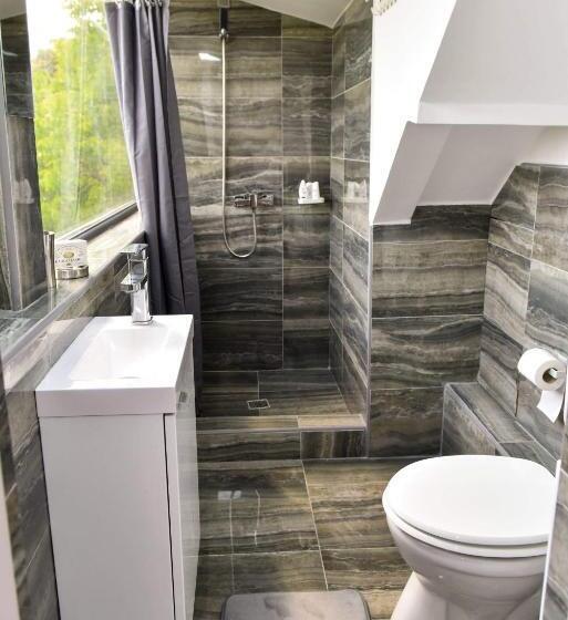 Пансион Upforest Guesthouse