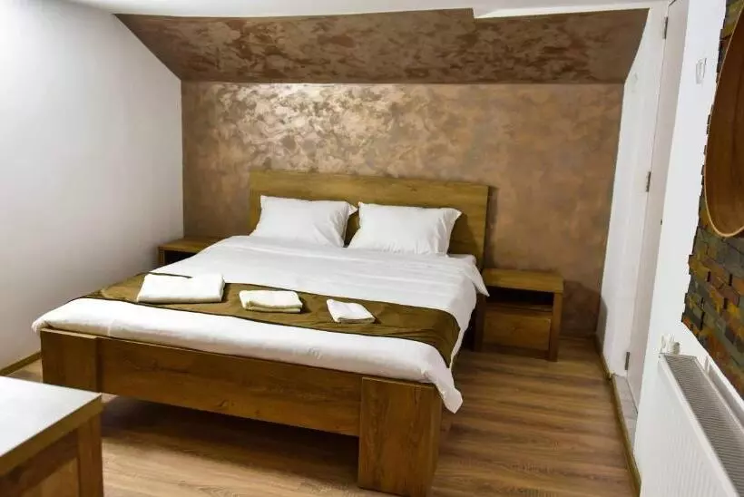 پانسیون Upforest Guesthouse