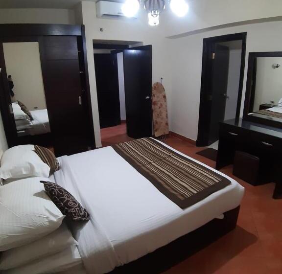 Porto Elsokhna Pyramids Family