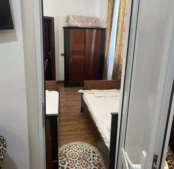 هتل Sera Boutique
