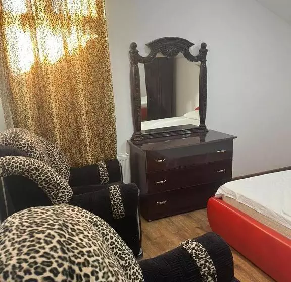 هتل Sera Boutique