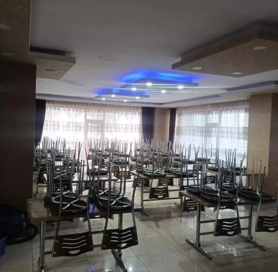 Yeni Van Otel