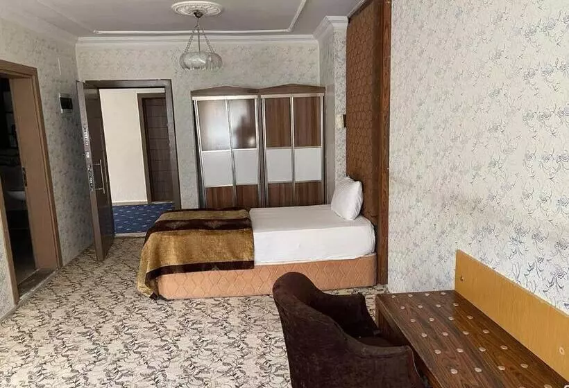 Yeni Van Otel