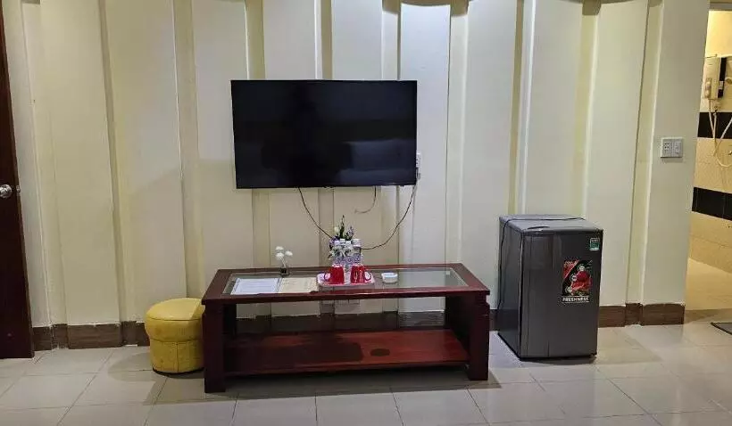 هتل Khách Sạn Lake Side Palace Bờ Hồ