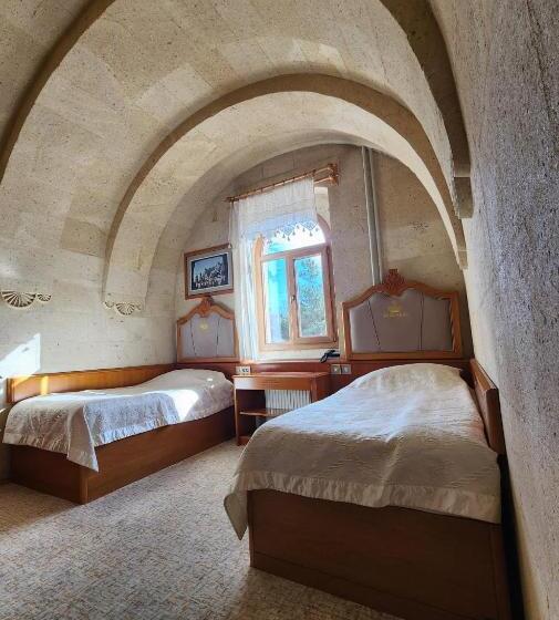 هتل Kral Boutique