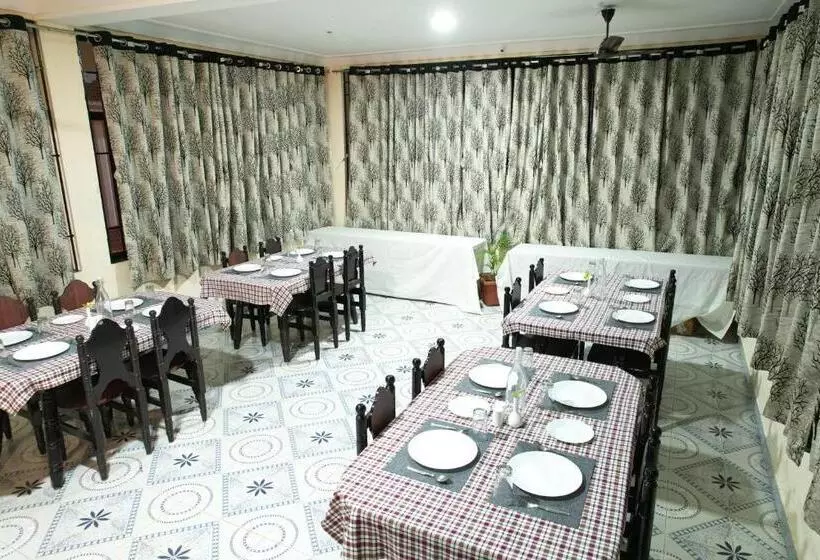 ホテル La Flora Resorts Yercaud