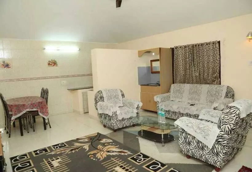 ホテル La Flora Resorts Yercaud