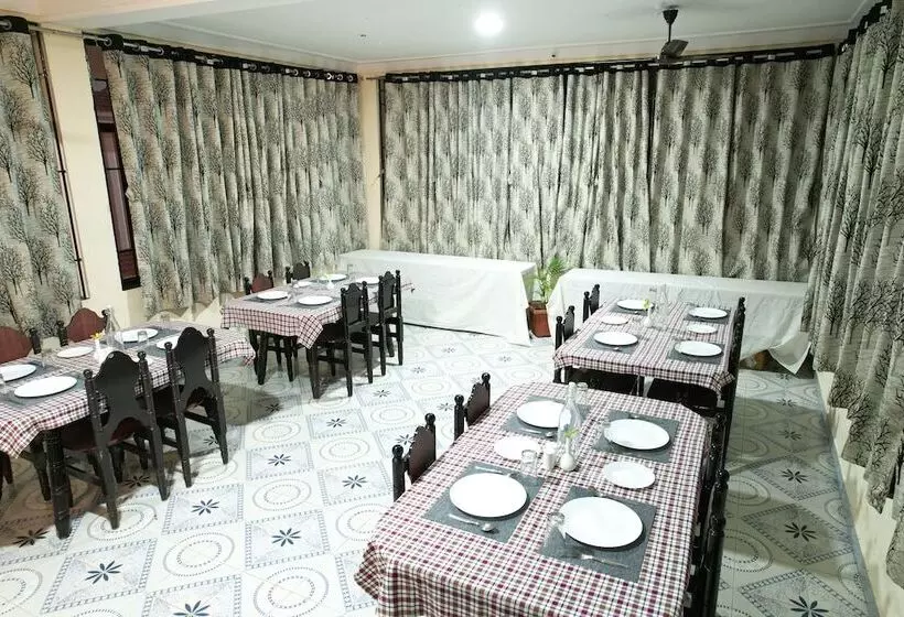 ホテル La Flora Resorts Yercaud