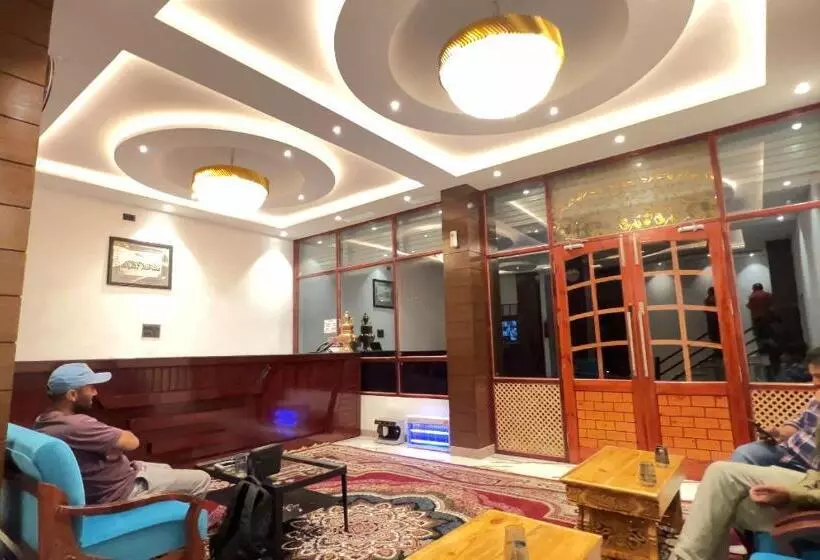 Hotelli Maryul Kargil