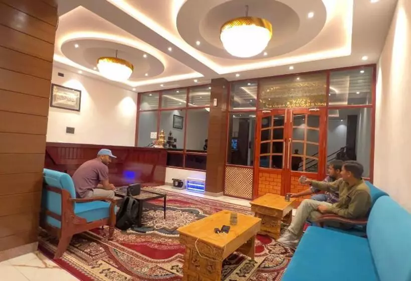 Hotelli Maryul Kargil