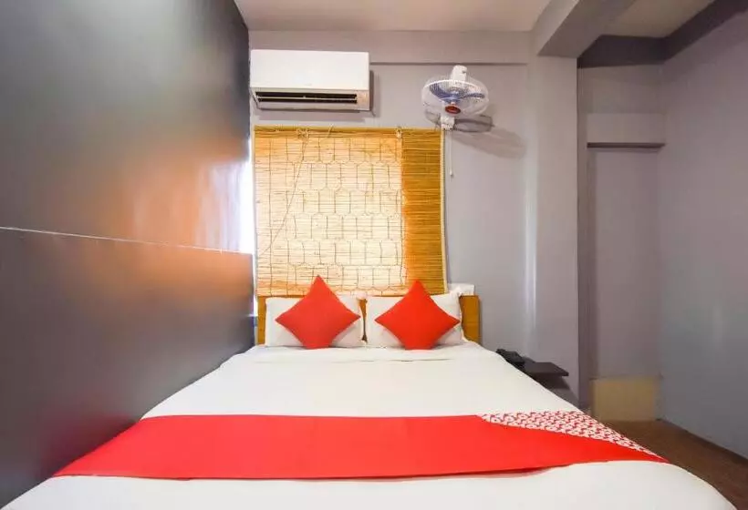 Hotelli O Binayak Inn