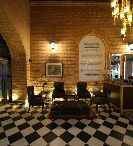 هتل Peshawar Barracks Estb 1867