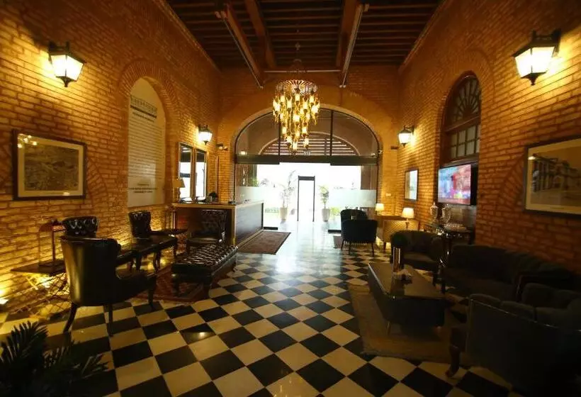 هتل Peshawar Barracks Estb 1867