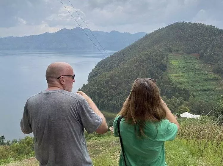 هتل Ruhondo Beach Resort