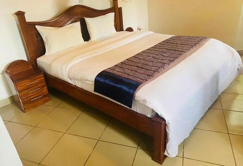 هتل Ruhondo Beach Resort