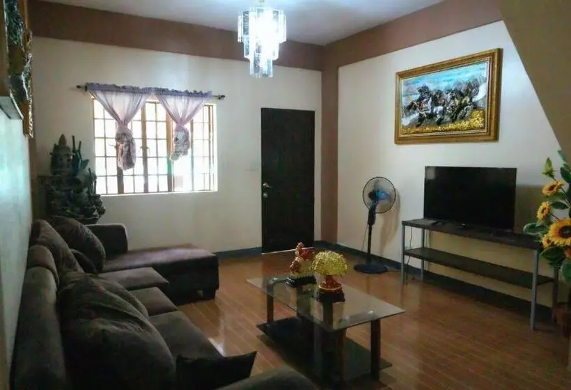 Hotelli Villa Elsie Resort And