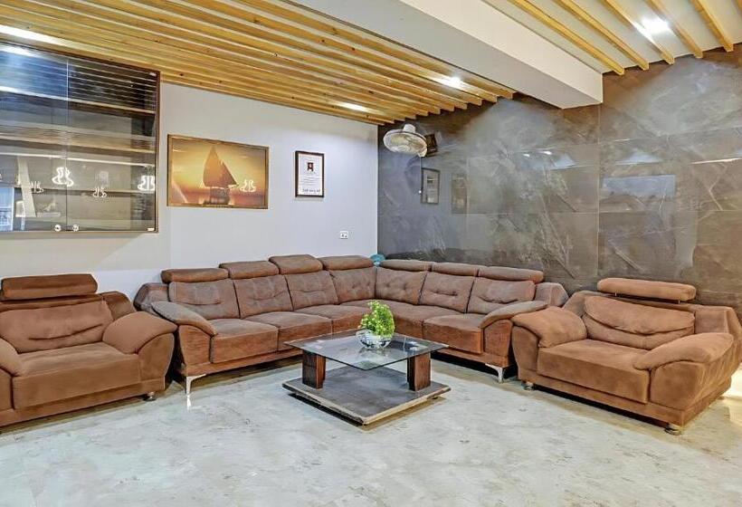 בית מלון כפרי Zara Grand