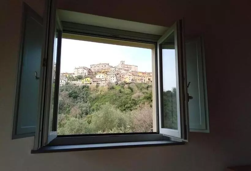 ペンション Affittacamere St Roch   Colazione, Bagno Annesso E Giardino   La Spezia
