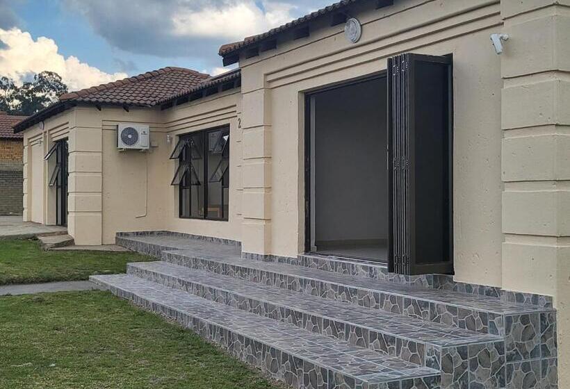 פנסיון M & N Guest House