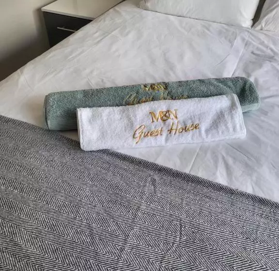 ペンション M & N Guest House