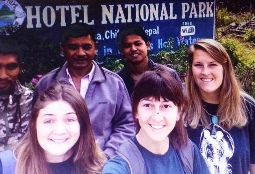 پانسیون Nikunj Safari Guest House Sauraha  A Place Where You Can Book Jungle Wildlife Safari